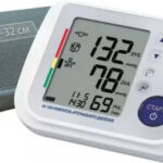 Тонометр UA-1300 авт с гол, пом,